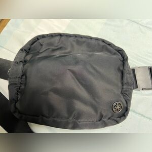 Gaiam belt bag